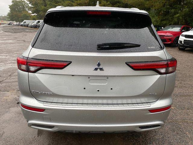 new 2024 Mitsubishi Outlander car, priced at $41,070