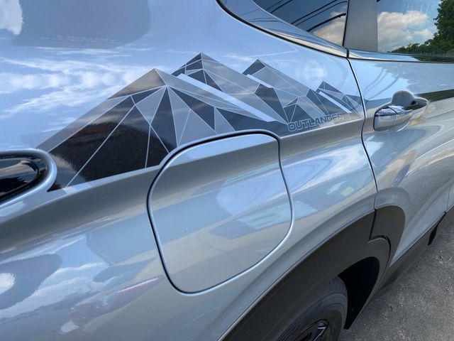 new 2025 Mitsubishi Outlander car, priced at $44,060