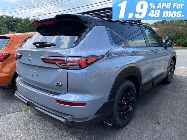new 2025 Mitsubishi Outlander car, priced at $44,060