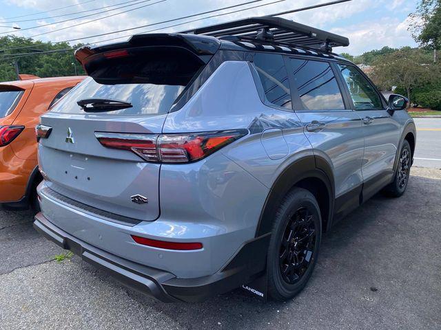 new 2025 Mitsubishi Outlander car, priced at $44,060