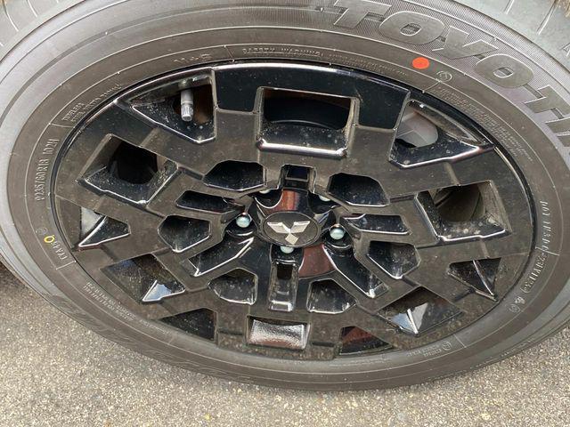 new 2025 Mitsubishi Outlander car, priced at $44,060