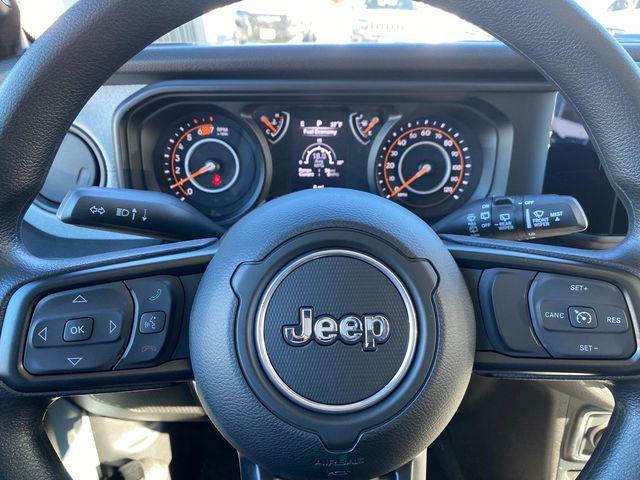 new 2025 Jeep Wrangler car, priced at $39,050