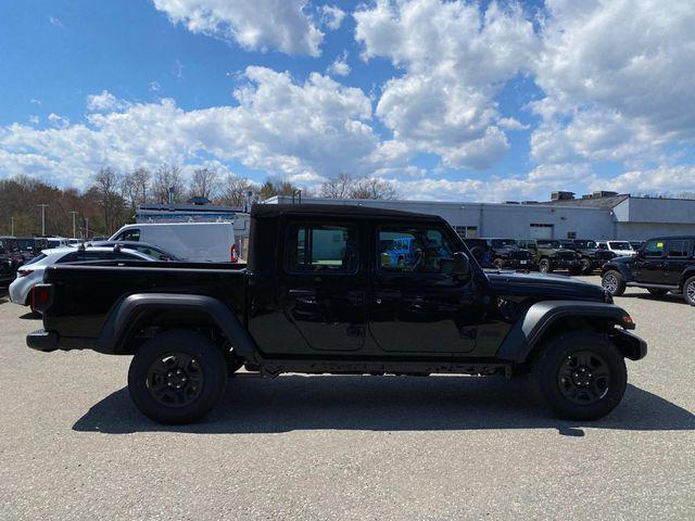 new 2024 Jeep Gladiator car, priced at $39,360