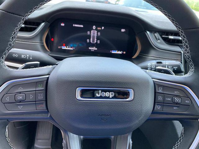 new 2025 Jeep Grand Cherokee car, priced at $45,530