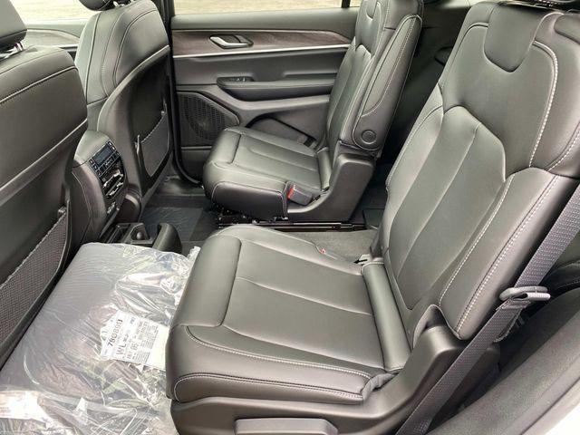 new 2025 Jeep Grand Cherokee L car, priced at $47,692