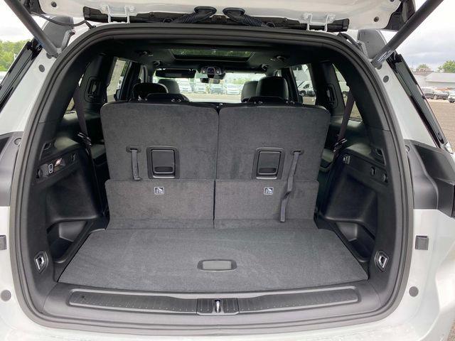 new 2025 Jeep Grand Cherokee L car, priced at $47,692