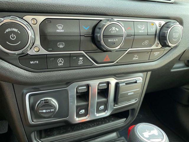 new 2025 Jeep Wrangler car, priced at $35,958