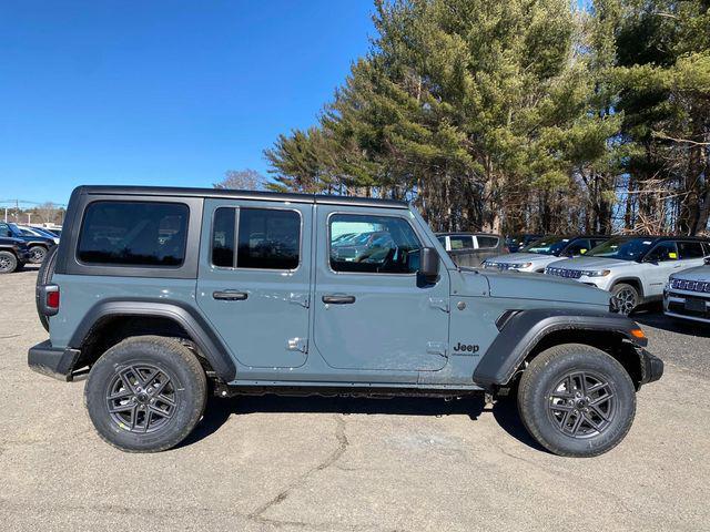 new 2025 Jeep Wrangler car, priced at $51,245