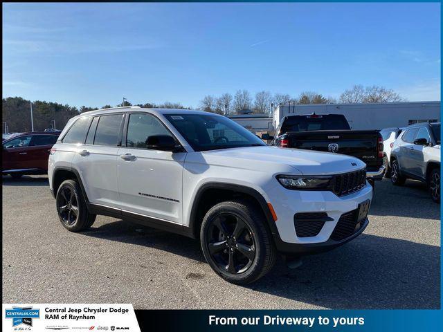 new 2025 Jeep Grand Cherokee car, priced at $47,580