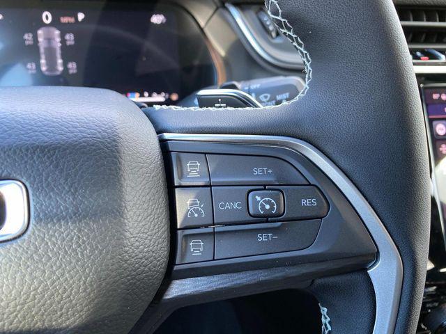 new 2025 Jeep Grand Cherokee car, priced at $43,220