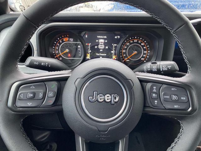 new 2025 Jeep Wrangler car, priced at $48,140