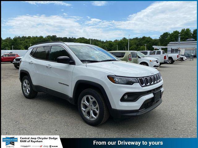 new 2024 Jeep Compass car, priced at $30,539