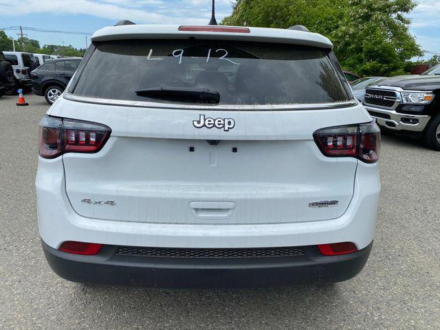 new 2024 Jeep Compass car, priced at $30,539