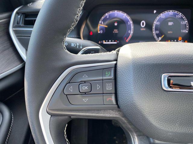 new 2025 Jeep Grand Cherokee car, priced at $46,715