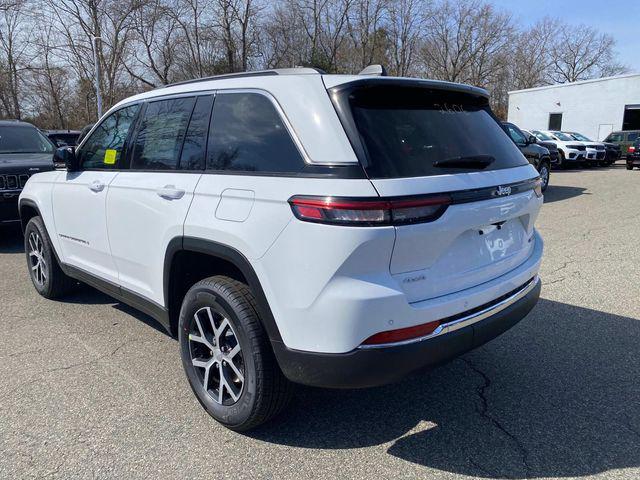 new 2025 Jeep Grand Cherokee car, priced at $46,715