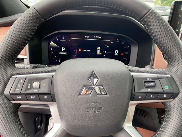 new 2025 Mitsubishi Outlander car, priced at $46,945