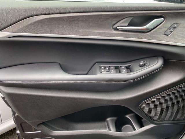 new 2025 Jeep Grand Cherokee L car, priced at $48,287