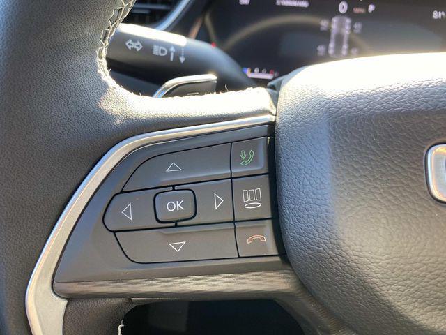 new 2025 Jeep Grand Cherokee car, priced at $46,135