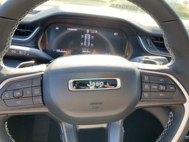 new 2025 Jeep Grand Cherokee car, priced at $46,135