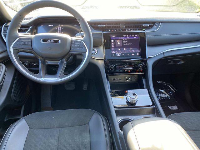 new 2025 Jeep Grand Cherokee car, priced at $46,135