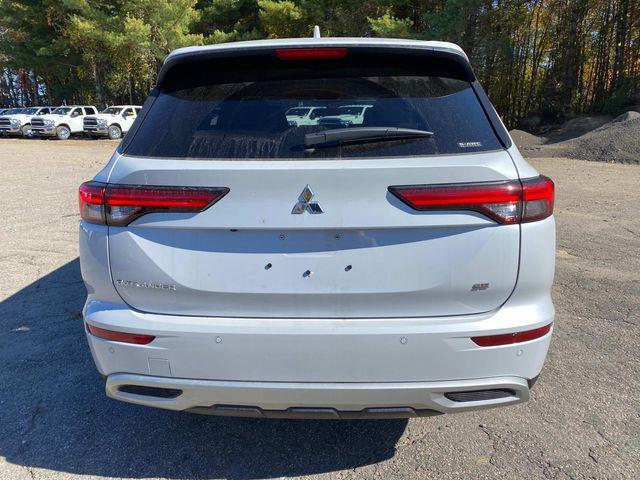 new 2024 Mitsubishi Outlander car, priced at $34,843