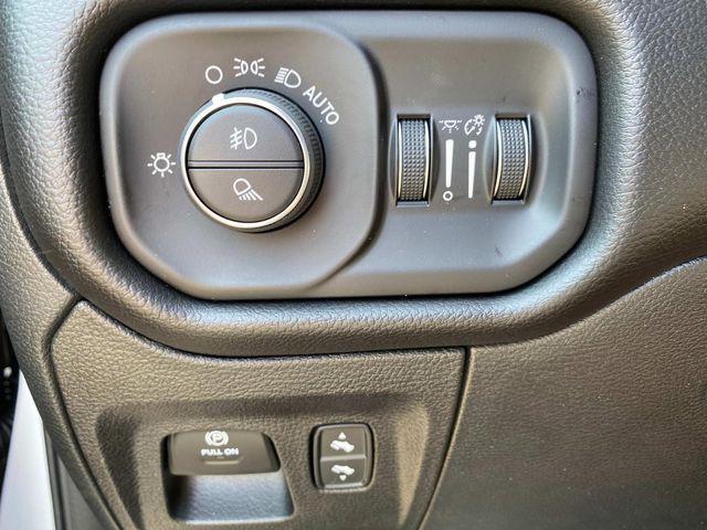 new 2025 Ram 1500 car, priced at $54,723