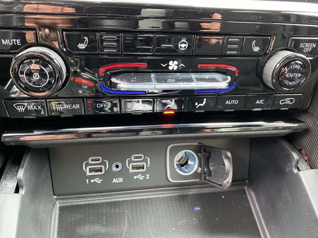 new 2024 Jeep Grand Cherokee L car, priced at $45,346
