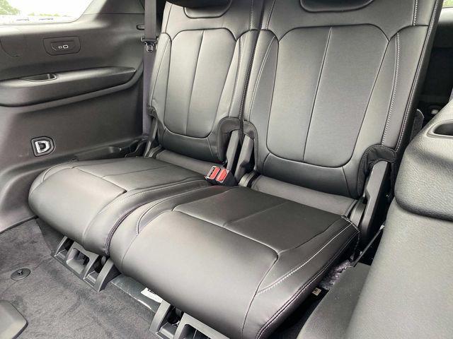 new 2025 Jeep Grand Cherokee L car, priced at $48,287