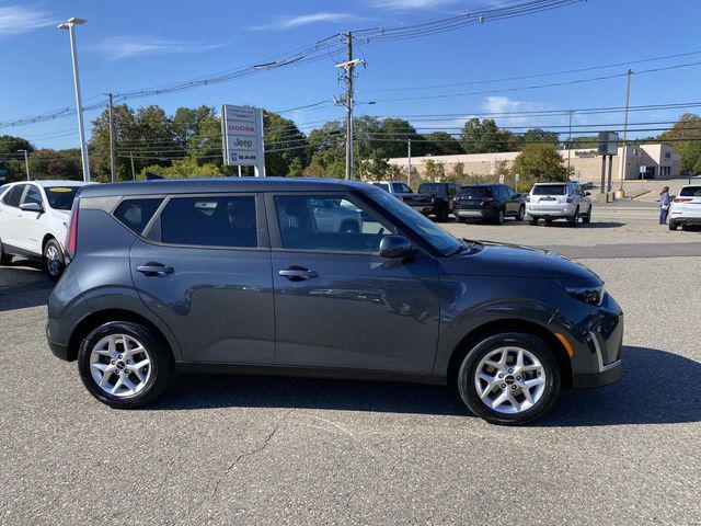 used 2024 Kia Soul car, priced at $19,902