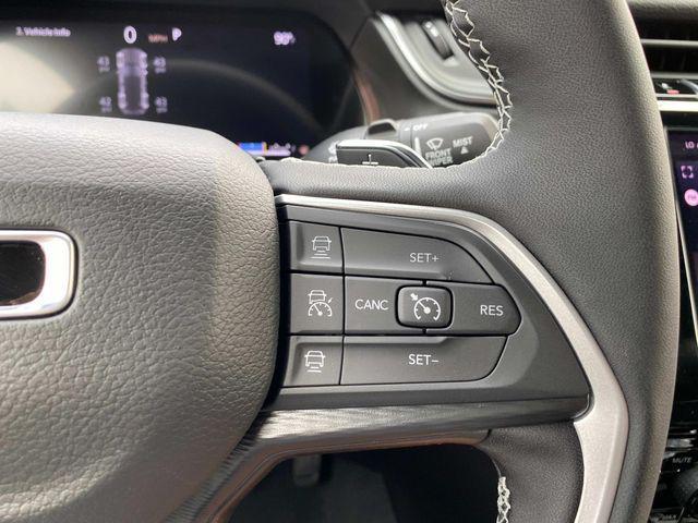 new 2025 Jeep Grand Cherokee car, priced at $45,530