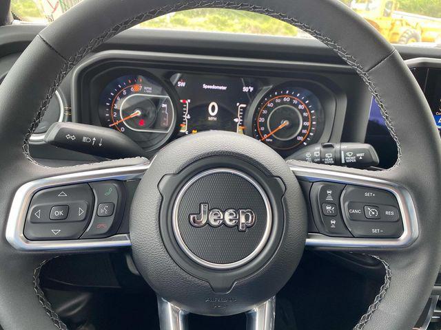 new 2025 Jeep Wrangler car, priced at $55,545