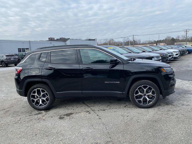 new 2025 Jeep Compass car, priced at $34,435