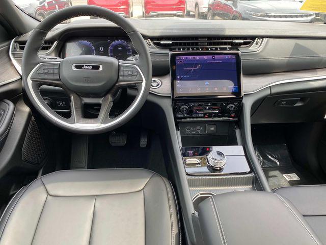 new 2025 Jeep Grand Cherokee L car, priced at $47,692