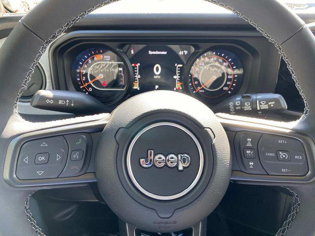 new 2025 Jeep Wrangler car, priced at $47,840