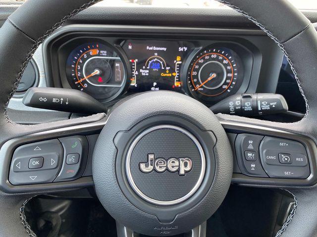 new 2025 Jeep Wrangler car, priced at $47,840