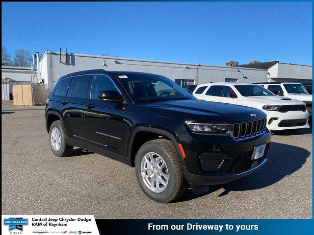 new 2025 Jeep Grand Cherokee car, priced at $43,970