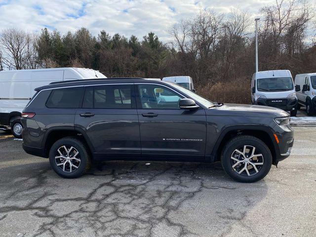 new 2025 Jeep Grand Cherokee L car, priced at $51,910