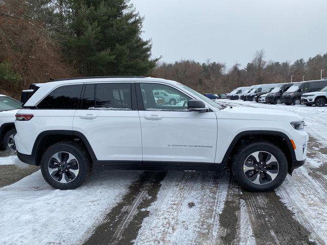 new 2024 Jeep Grand Cherokee 4xe car, priced at $53,615