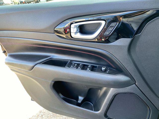 used 2022 Jeep Compass car, priced at $25,067