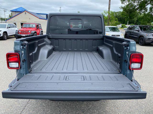 new 2025 Jeep Gladiator car, priced at $47,523