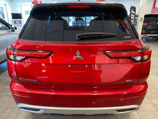 new 2024 Mitsubishi Outlander car