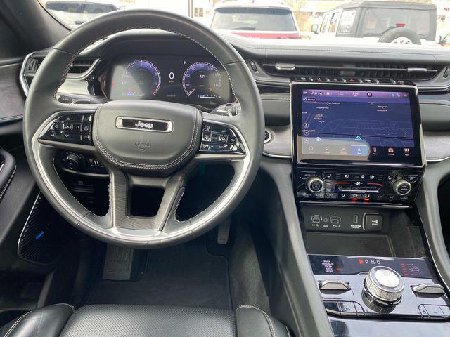 used 2022 Jeep Grand Cherokee car, priced at $39,178