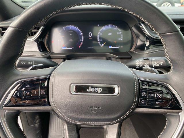used 2022 Jeep Grand Cherokee car, priced at $39,178