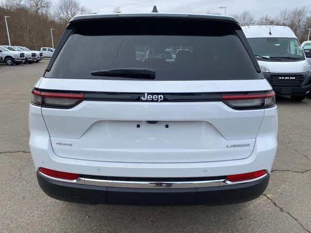 new 2025 Jeep Grand Cherokee car, priced at $43,375