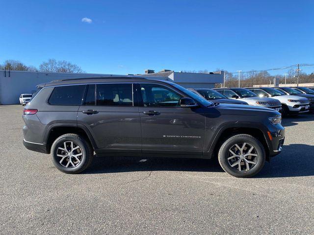 new 2025 Jeep Grand Cherokee L car, priced at $51,910