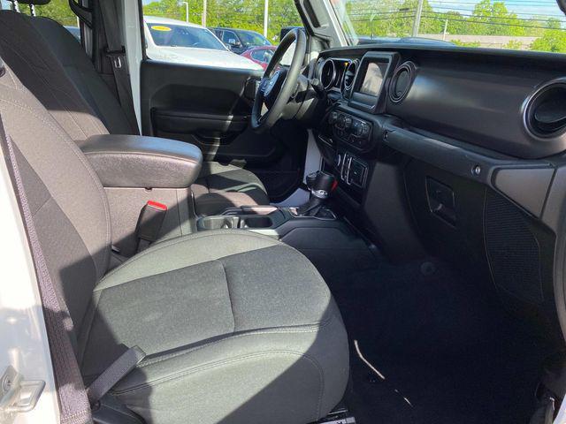 used 2023 Jeep Gladiator car, priced at $31,159