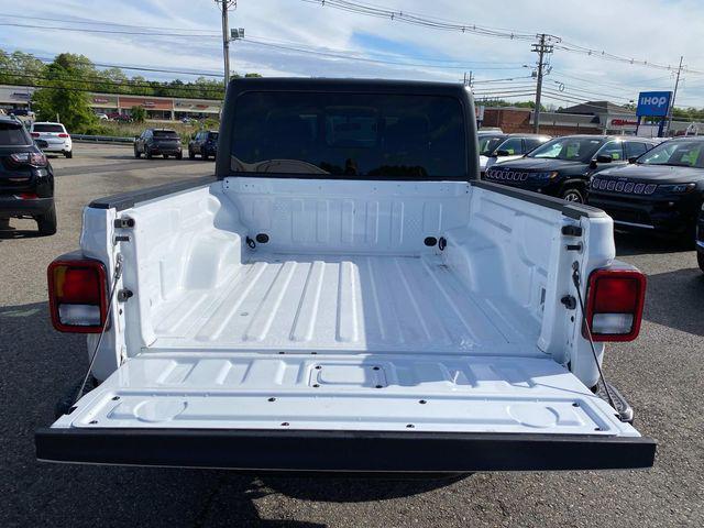 used 2023 Jeep Gladiator car, priced at $31,159
