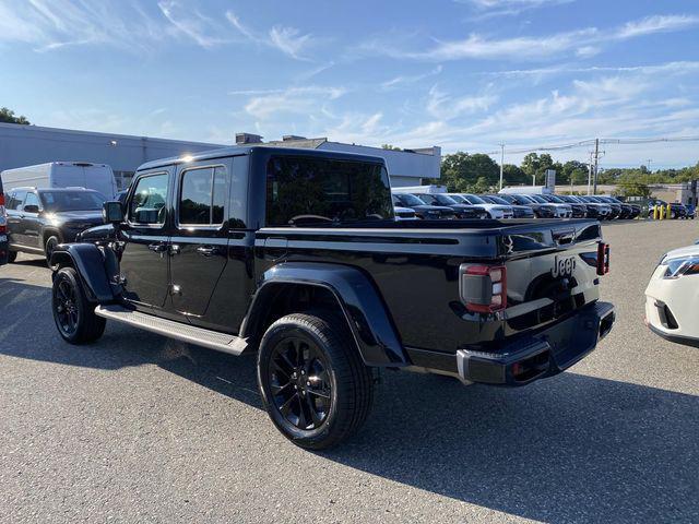 used 2022 Jeep Gladiator car, priced at $35,287