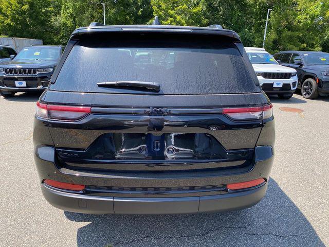 new 2025 Jeep Grand Cherokee car, priced at $46,125