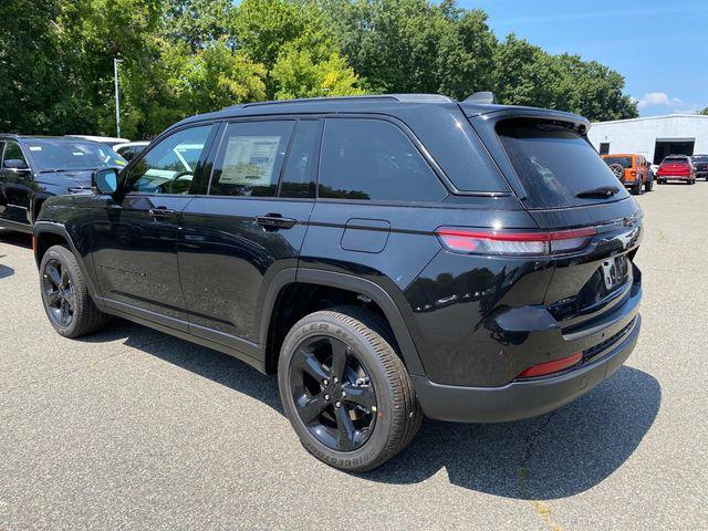 new 2025 Jeep Grand Cherokee car, priced at $46,125